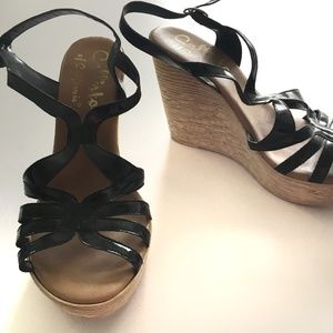 Black Strapped Wedges Size 9